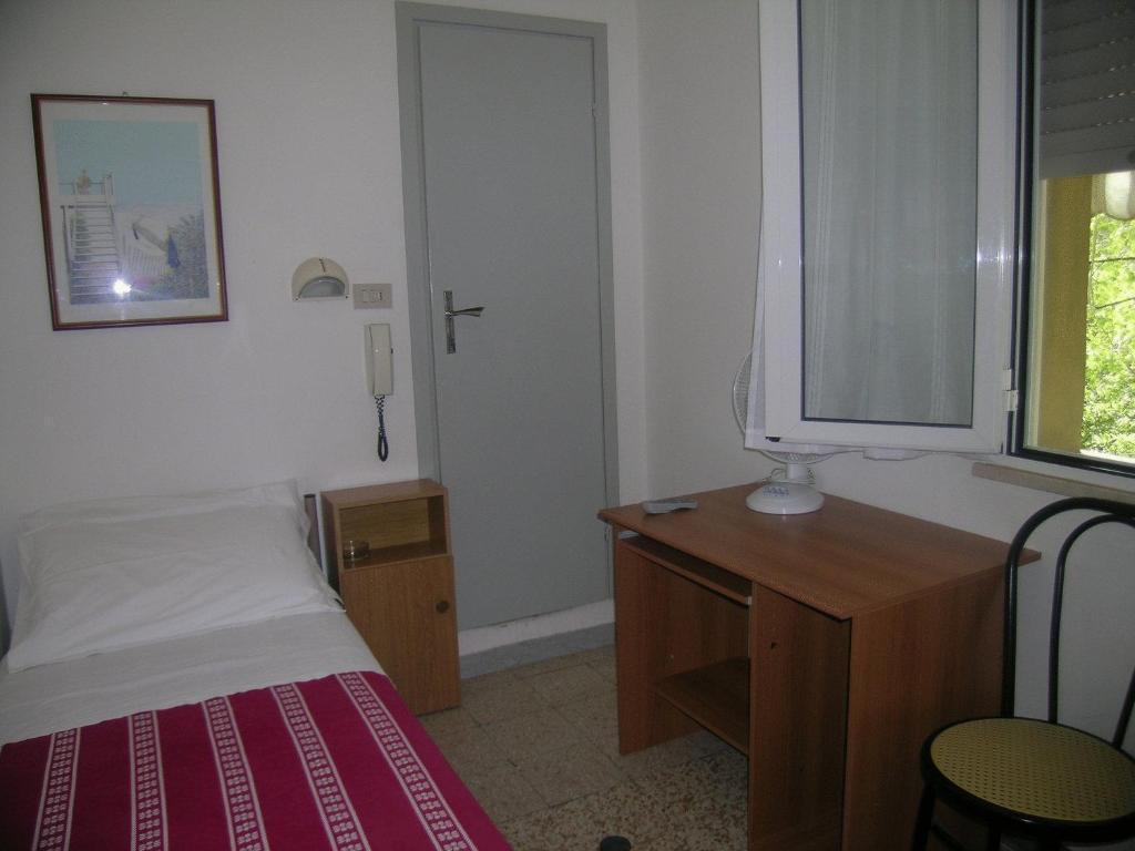 Hotel Toledo Rimini Exterior foto
