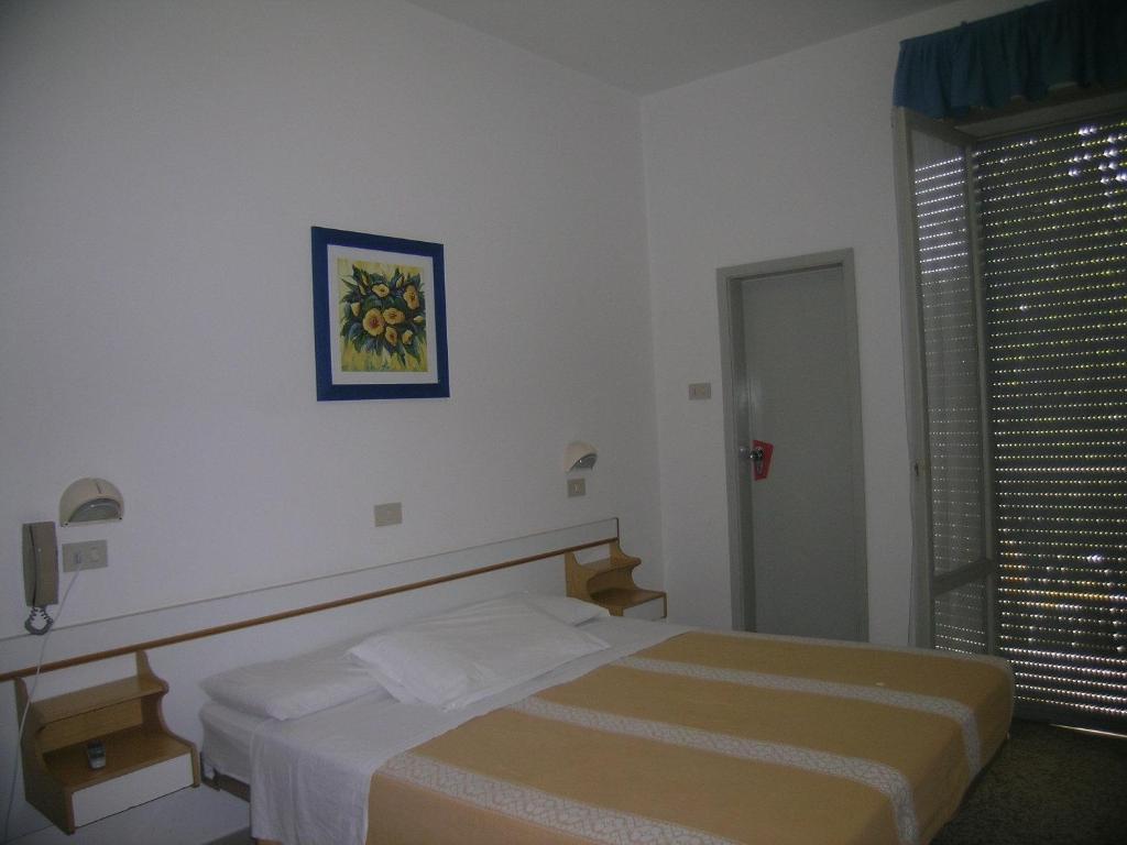 Hotel Toledo Rimini Exterior foto